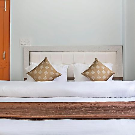 The Kasauli Western Uphills I Serviced Apartments I Pvt Balcony I Peacefull Area I By Exotic Stays Exteriör bild