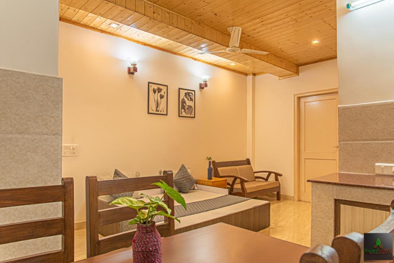 The Kasauli Western Uphills I Serviced Apartments I Pvt Balcony I Peacefull Area I By Exotic Stays Exteriör bild